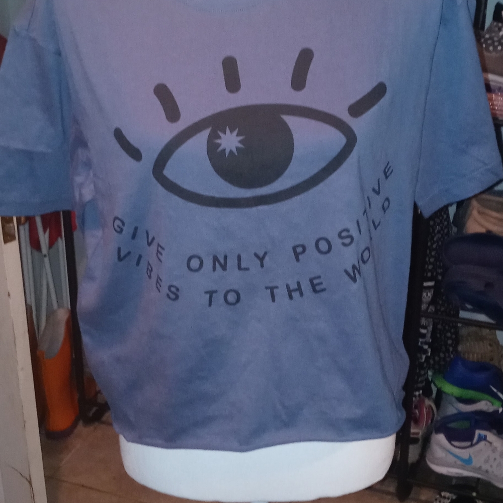 Graphic tee shirt